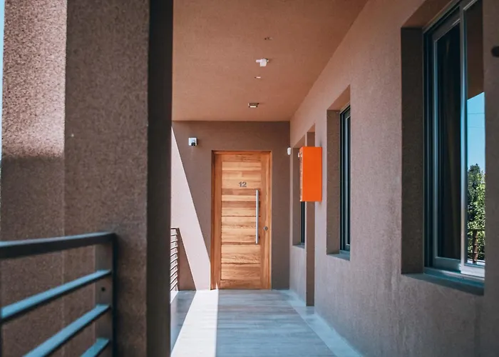 La Cava Apartments